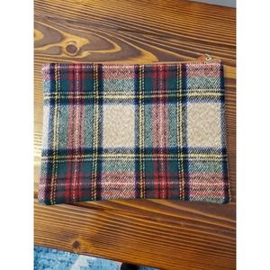 Plaid Wool Tartan Clutch - Wool with silk lining - 8.5in x 11in